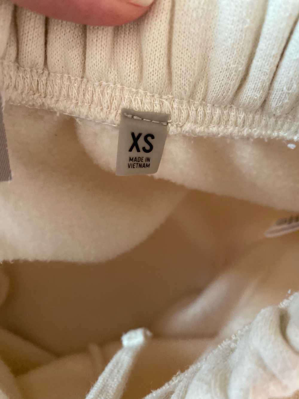 Fear of God Essential women’s mini sweat shorts - Picture 5 of 11